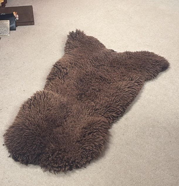 Genuine Sheepskin Rug – Preloved & Sustainably Sourced
